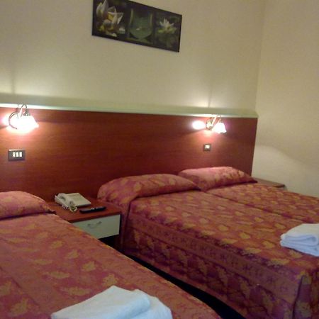 Hotel Mm Dateo Milán Pokoj fotografie