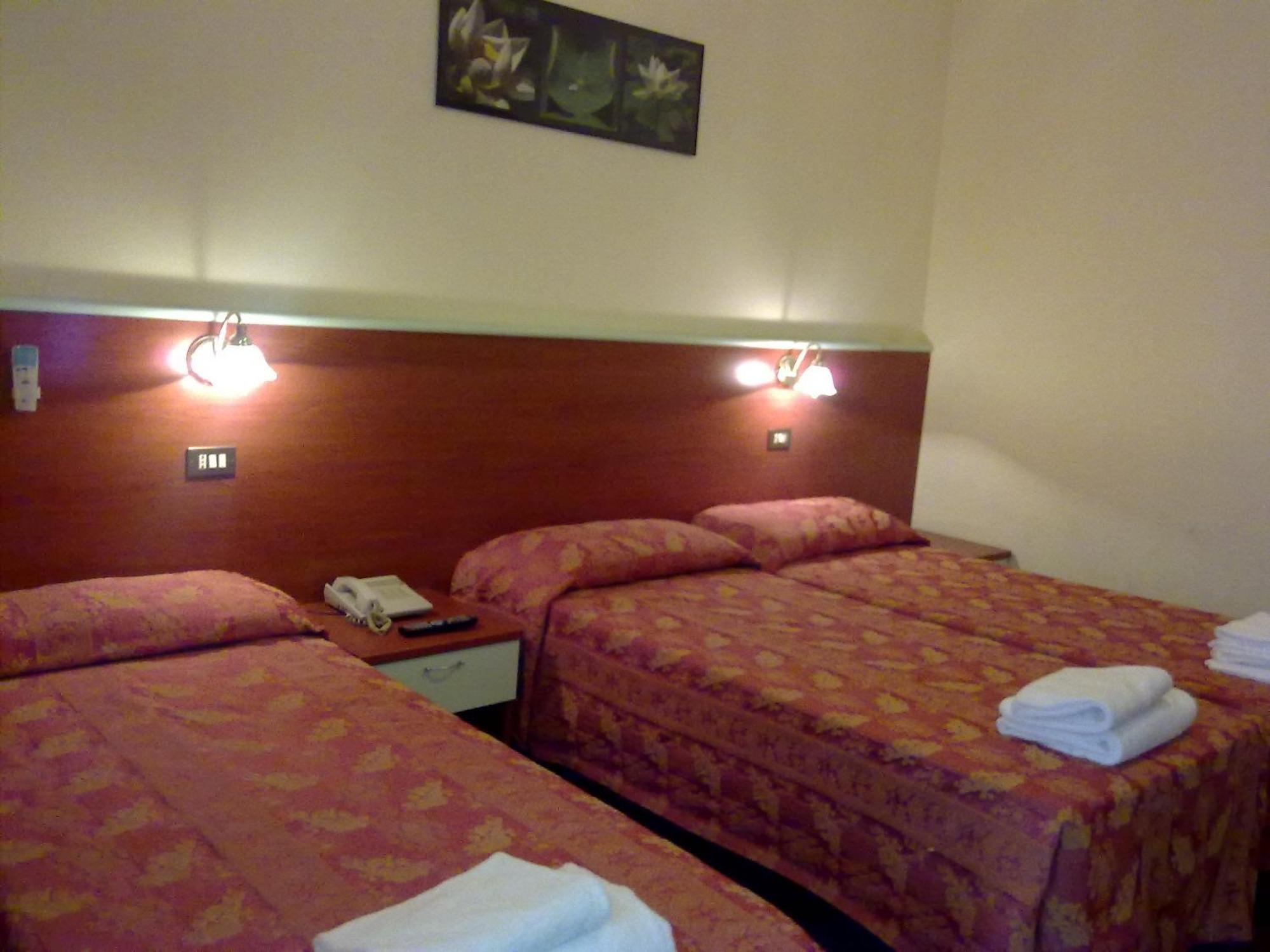 Hotel Mm Dateo Milán Pokoj fotografie